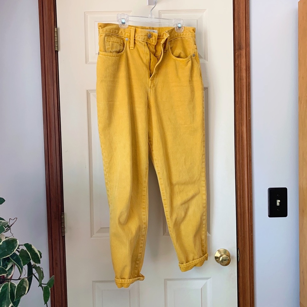 Madewell mom jean in burnt yellow